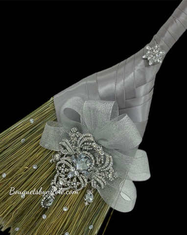 Customized Wedding Jumping broom l Silverl Traditional Wedding Broom l African American Heritage l Decorated Broom l Bling