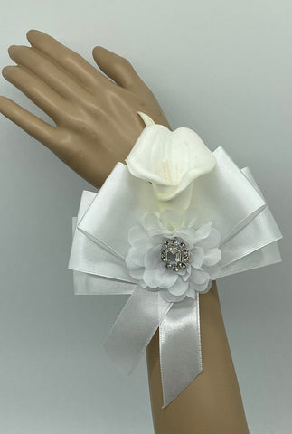 CO001 Calla lily Wedding Corsage l Handmade Satin Rose Brooch Bouquet l Motherly Grandmother l Bridesmaids l Bride l Flowers