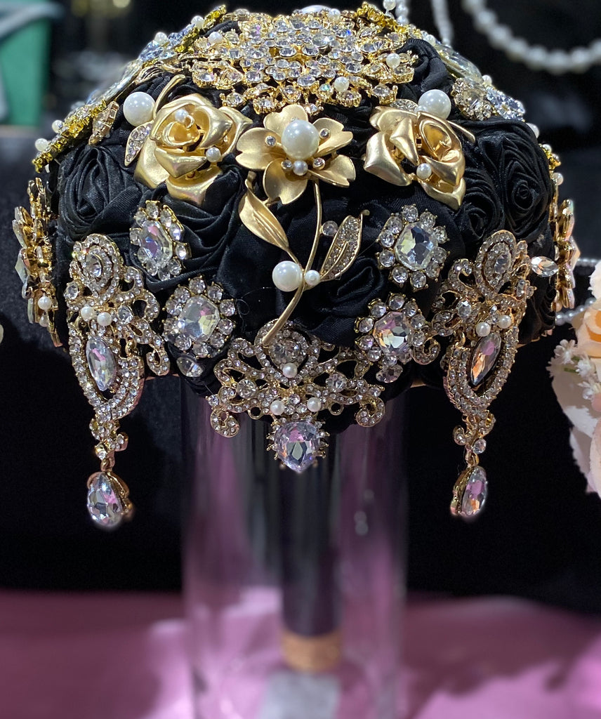SIRI Black Gold Satin Roses Brooch Bouquet or DIY KIT – Bouquets