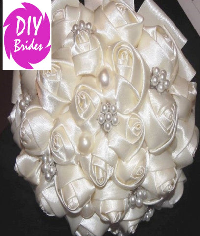 LILLY - Satin Roses Brooch Bouquet Kit