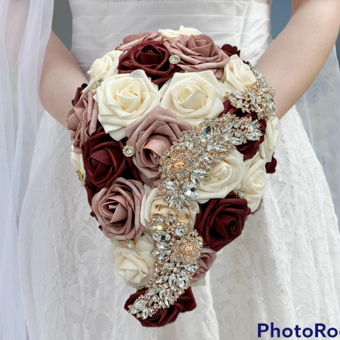 How to Make a Wedding Bouquet Out of Jewelry