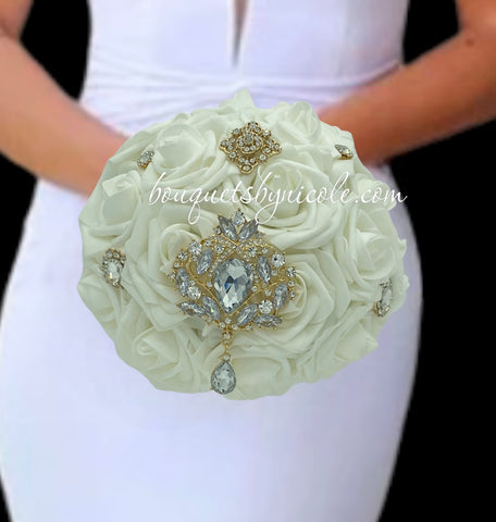 RT02 ~ White Real Touch Foam Roses Brooch Bouquet